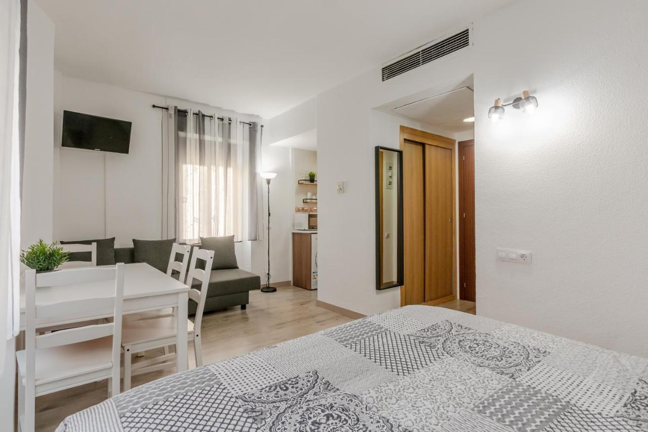 Apartment 213 Hispalis Triana Sevilla Bagian luar foto
